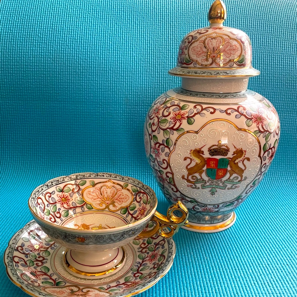 Japanese Temple jar and tea cup